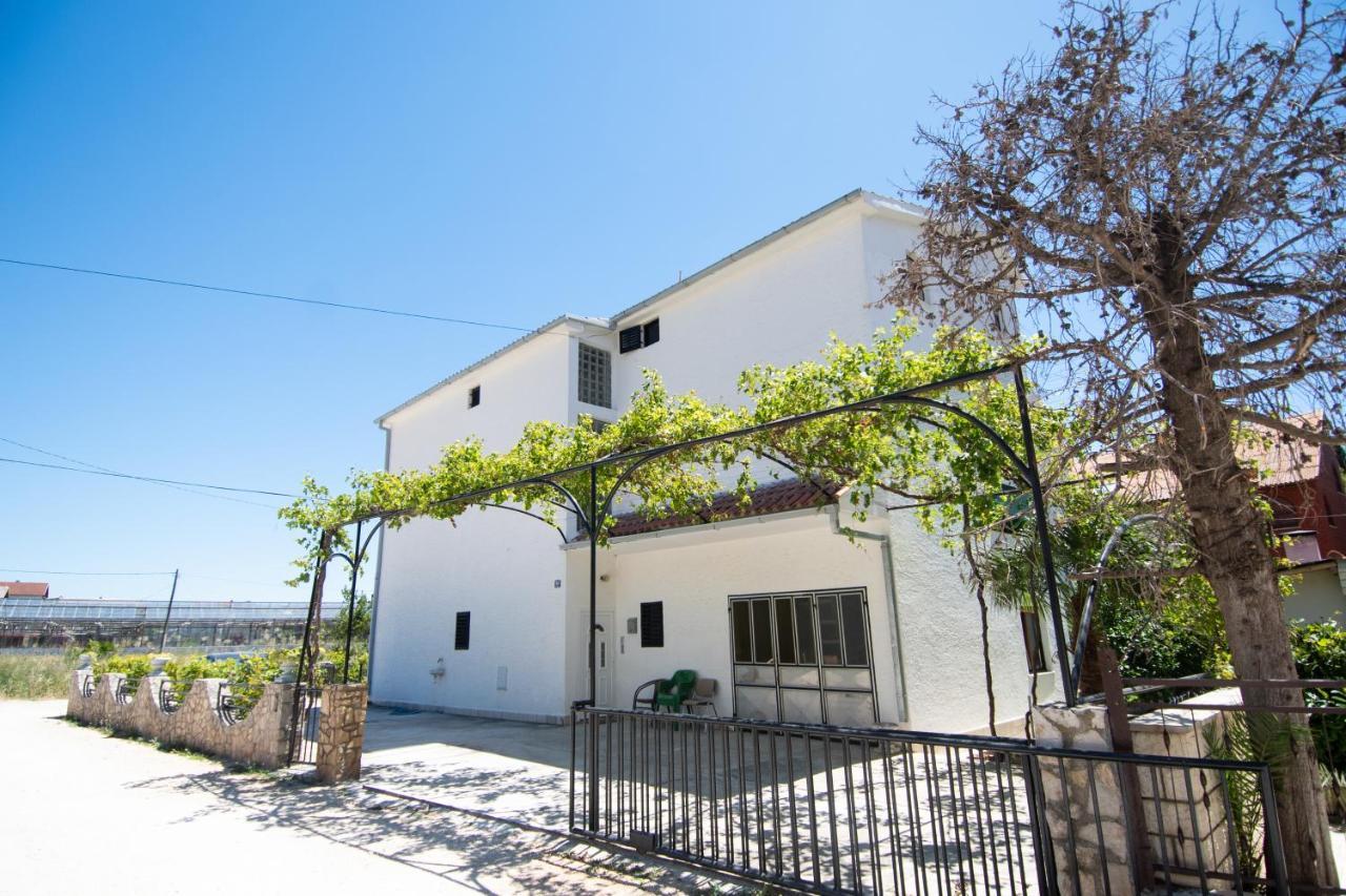 Apartmani Ivana Kaštela Екстериор снимка