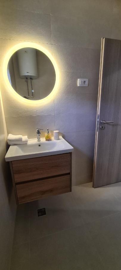 Apartmani Ivana Kaštela Екстериор снимка